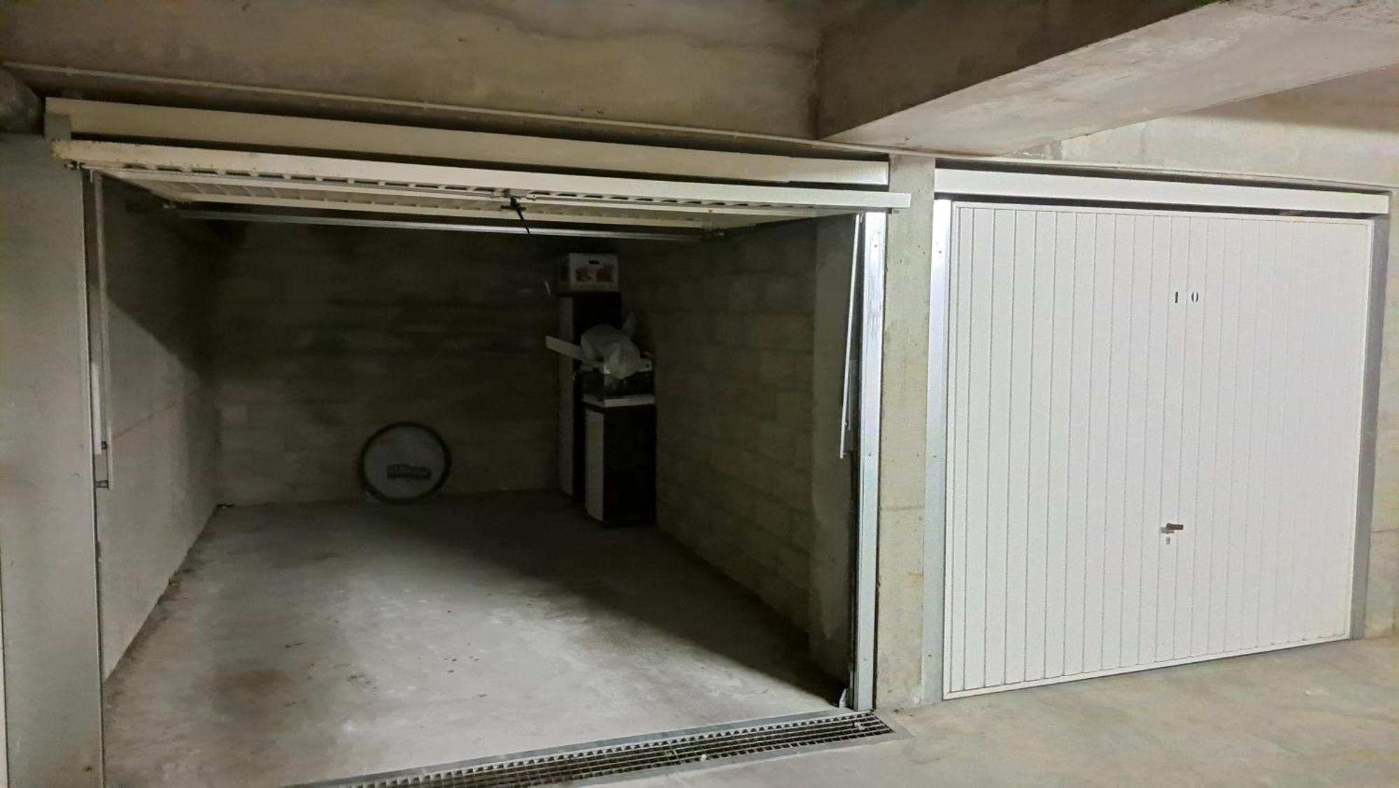 Appartement Cosy 3 Pieces Avec Garage Privatif Saint-Priest  Ngoại thất bức ảnh